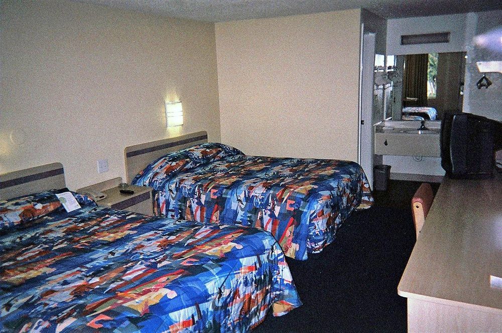 Knights Inn Burlington Nc Εξωτερικό φωτογραφία