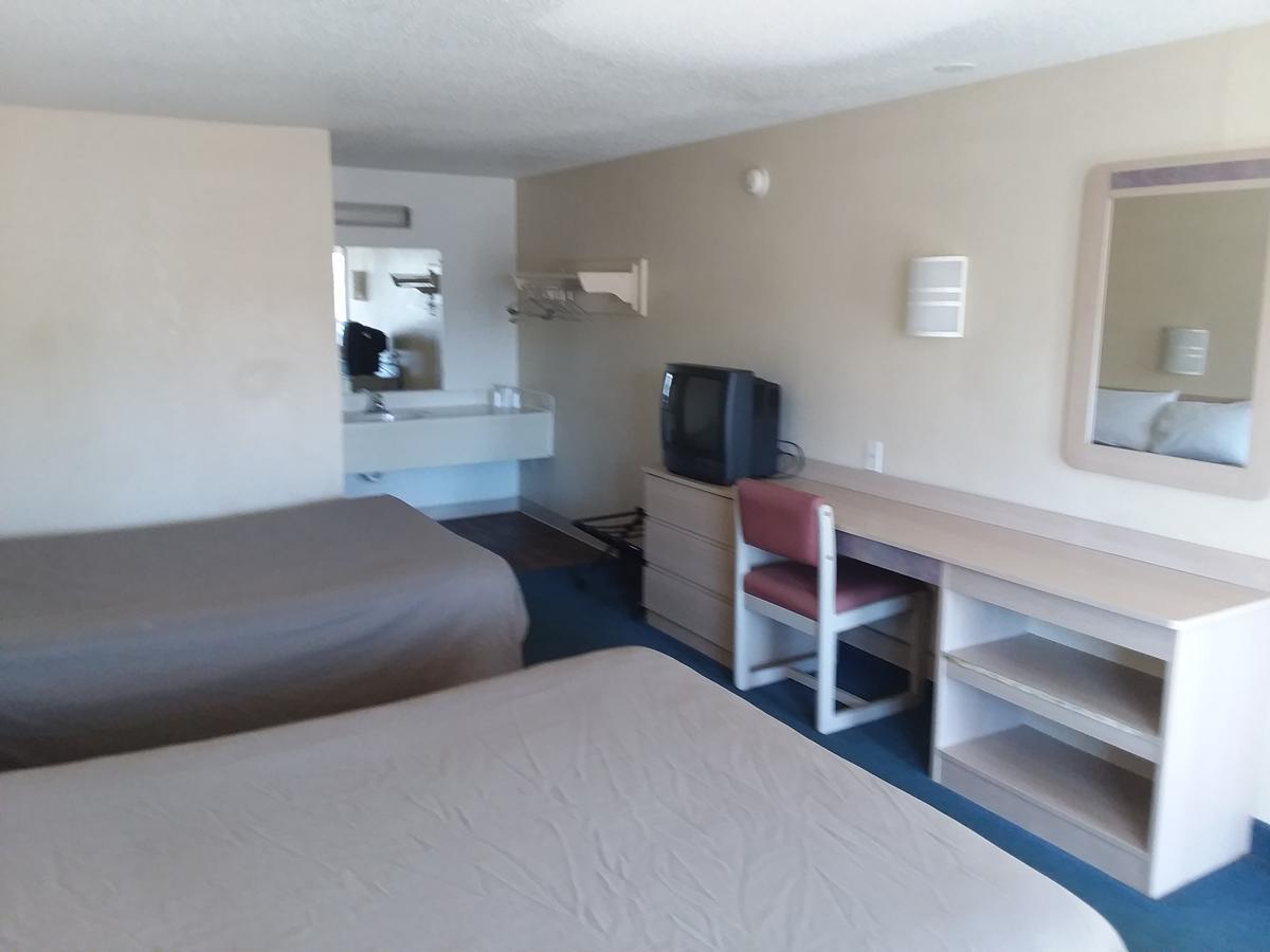 Knights Inn Burlington Nc Εξωτερικό φωτογραφία