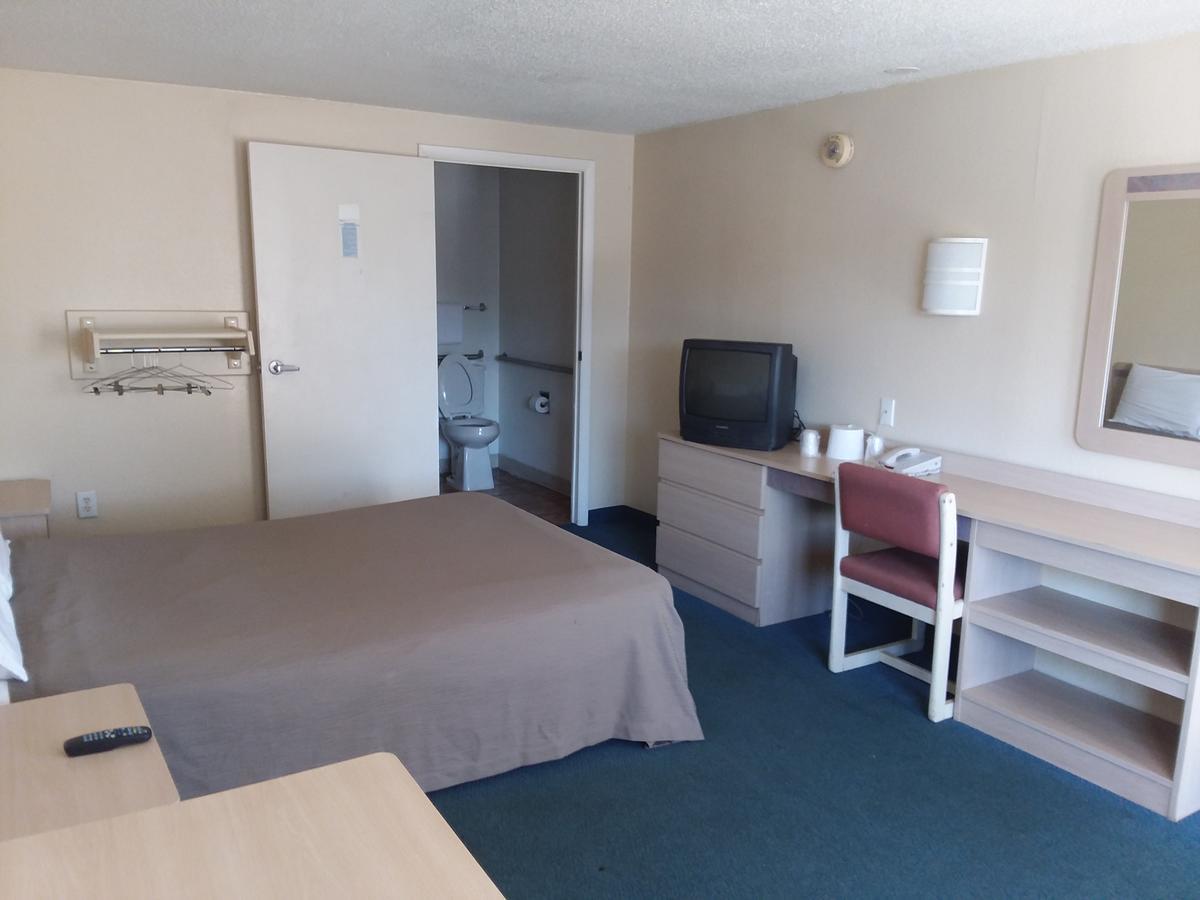 Knights Inn Burlington Nc Δωμάτιο φωτογραφία