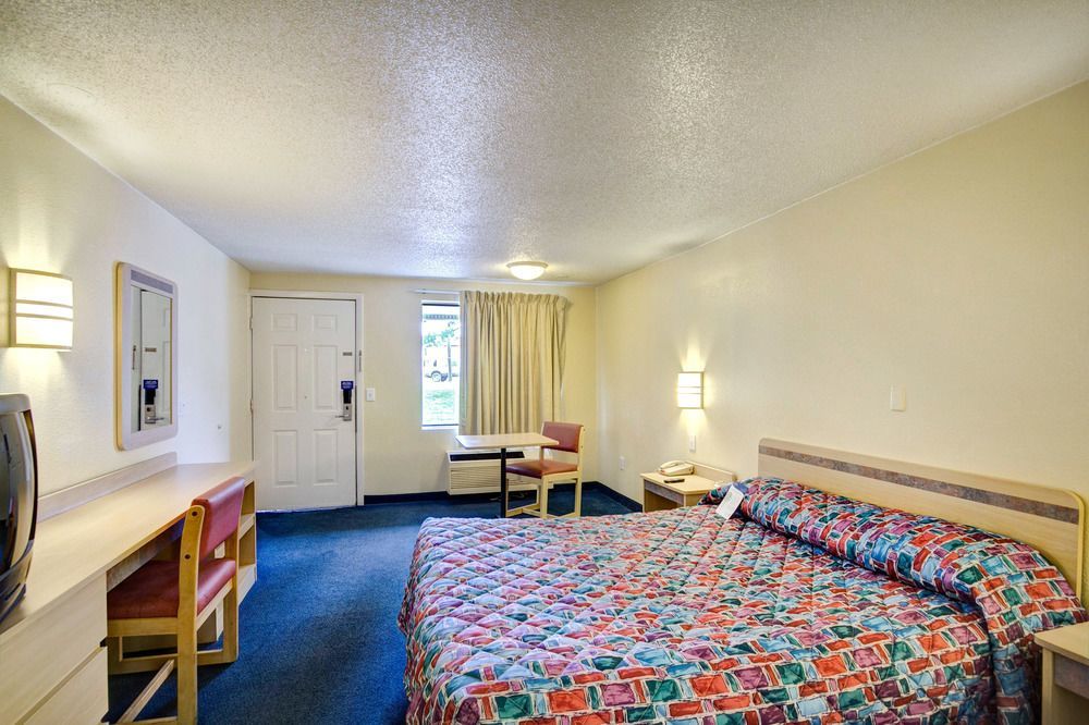 Knights Inn Burlington Nc Εξωτερικό φωτογραφία