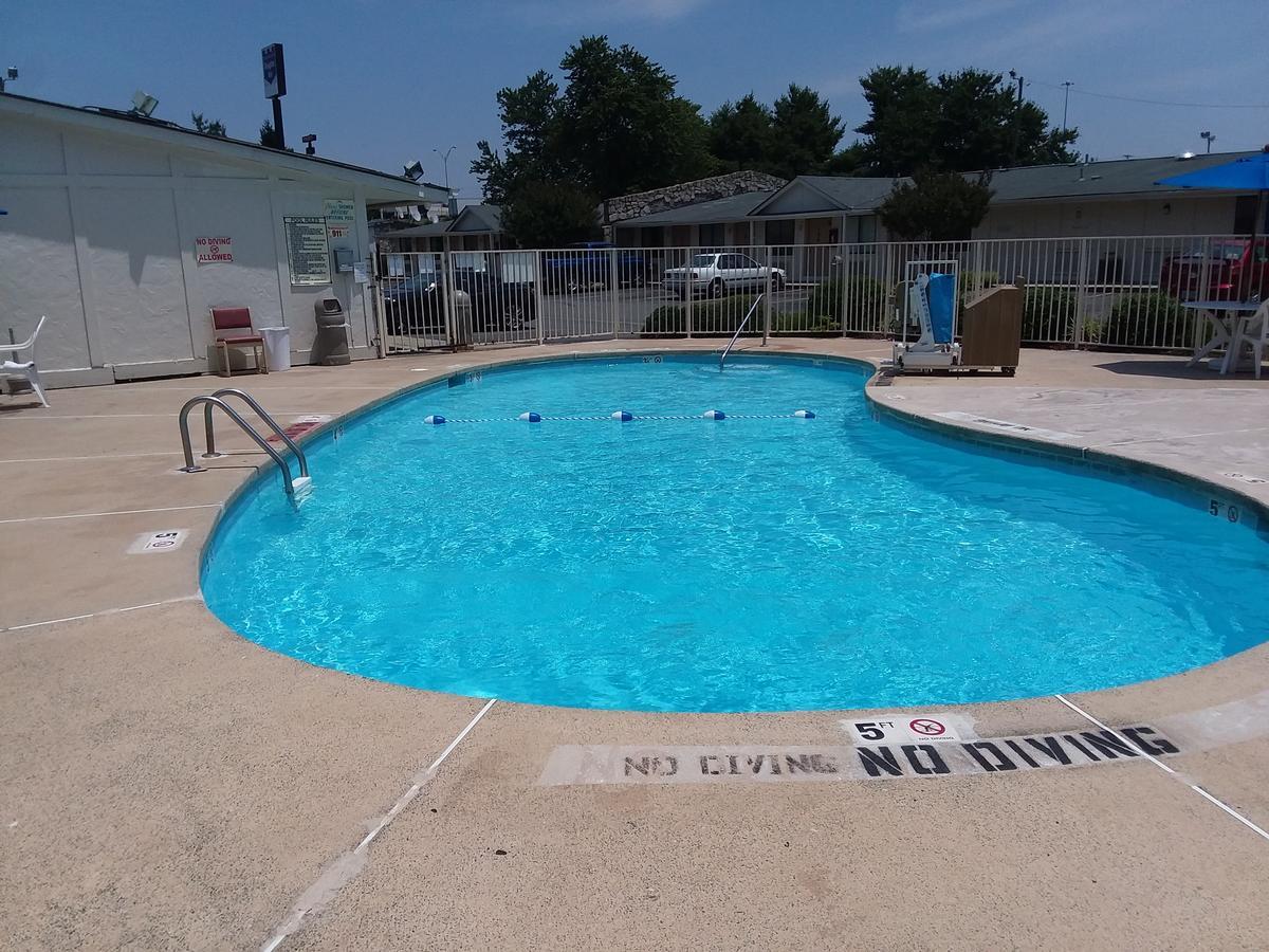Knights Inn Burlington Nc Εξωτερικό φωτογραφία