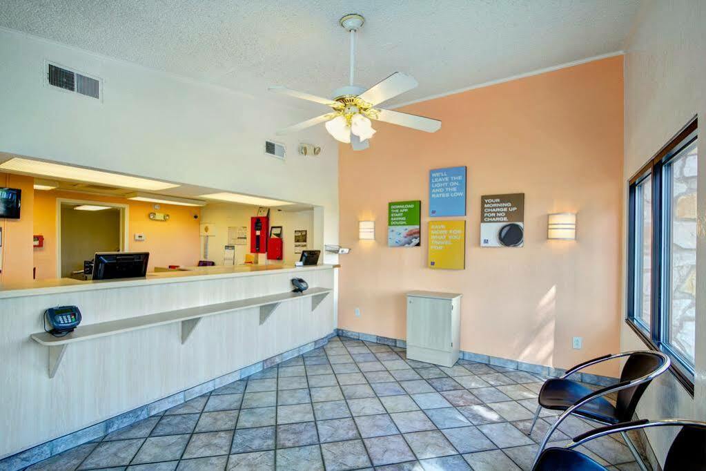 Knights Inn Burlington Nc Εξωτερικό φωτογραφία